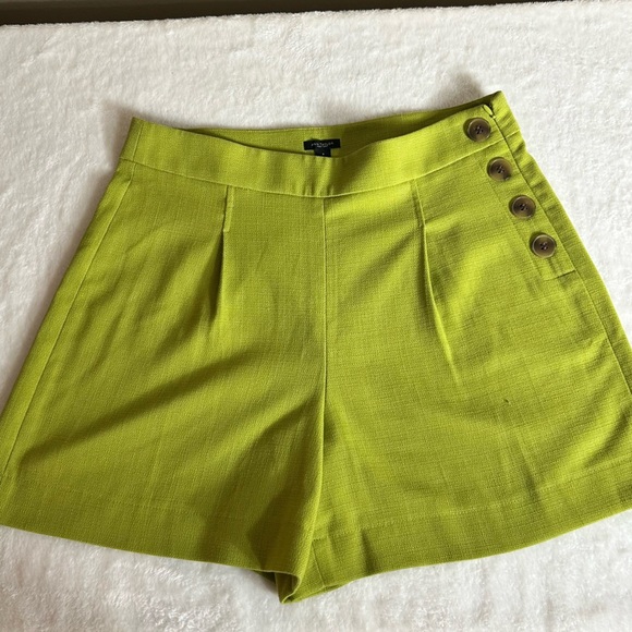 Ann Taylor Pants - Ann Taylor Women’s Olive Green High Waist Side Zip Shorts Buttons Size 6